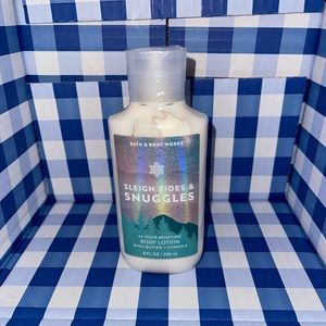 ❄️BBW Sleigh Rides and Snuggles lotion!❄️